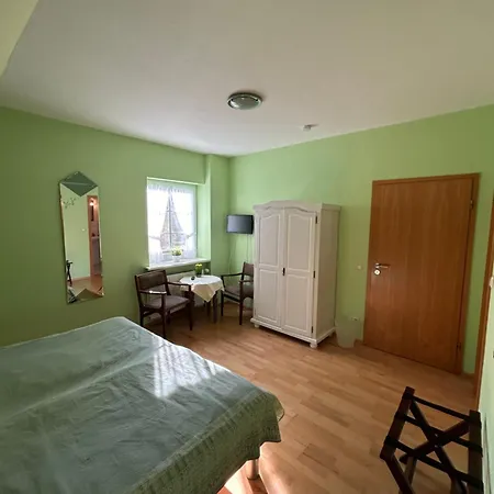 Pensión Ferien Und Freizeithof Engelau 3*