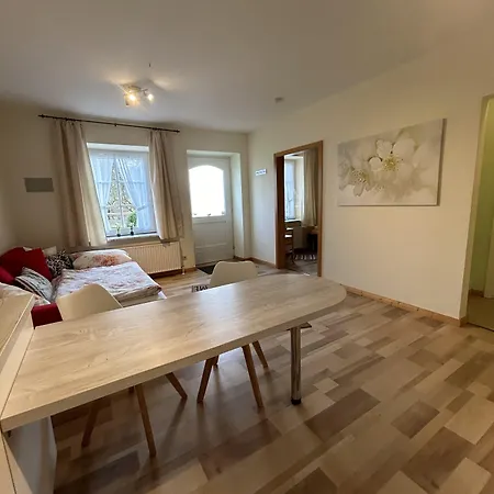게스트하우스 Ferien Und Freizeithof Engelau 3*